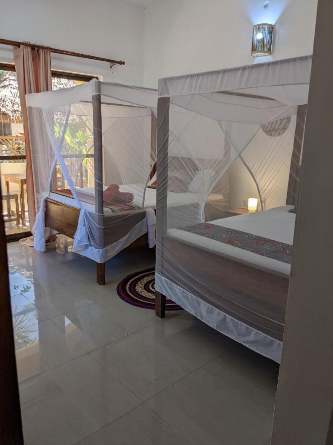 Hotel Mkadi Beach House Nungwi Esterno foto