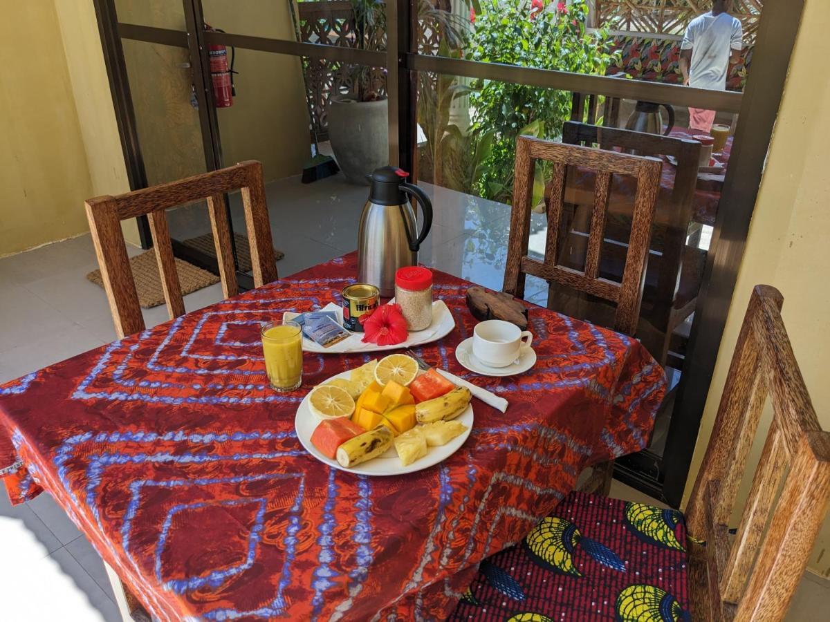 Hotel Mkadi Beach House Nungwi Esterno foto
