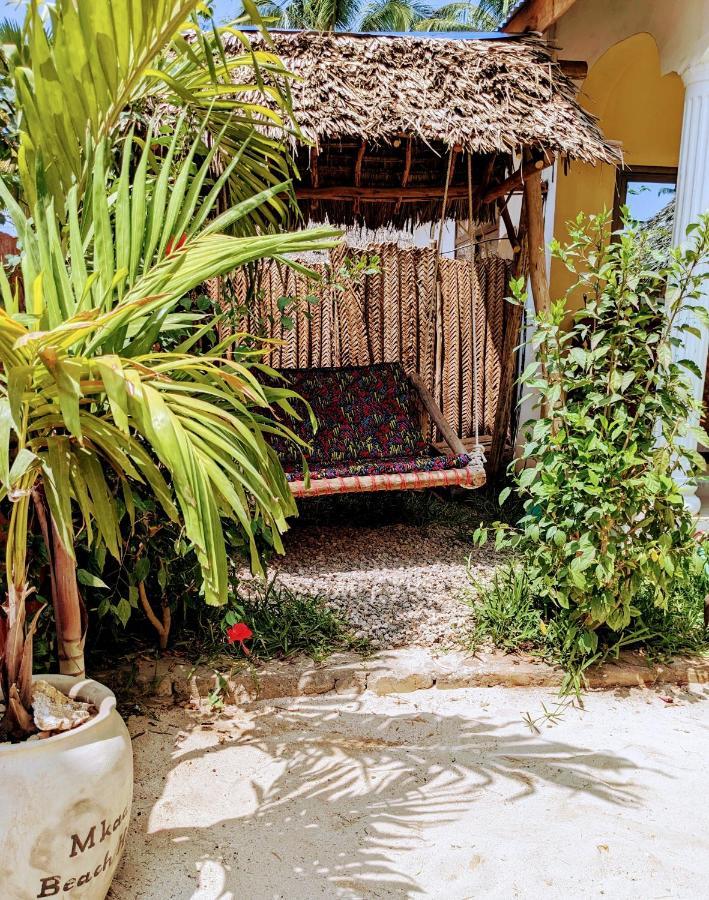 Hotel Mkadi Beach House Nungwi Esterno foto
