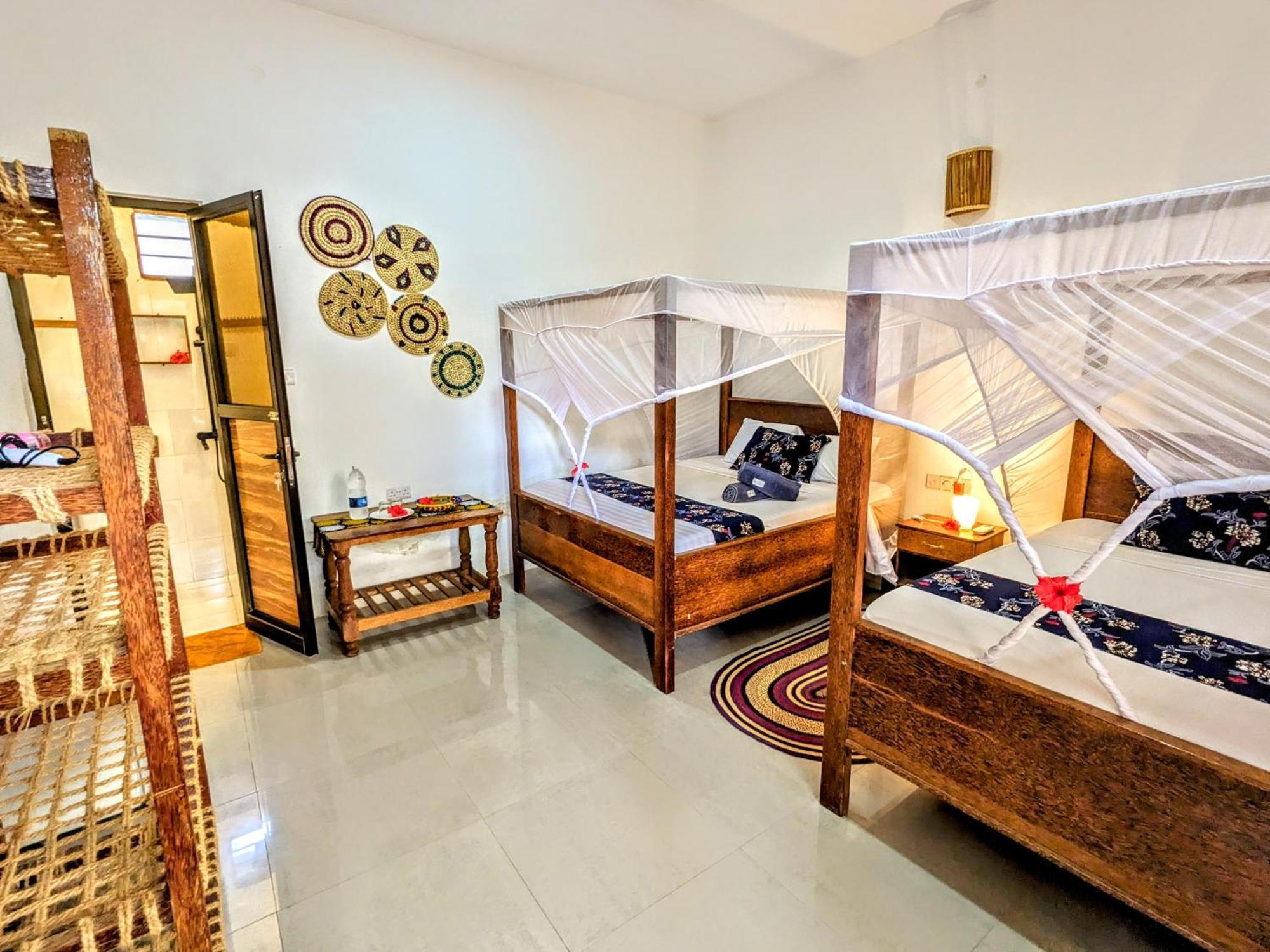 Hotel Mkadi Beach House Nungwi Esterno foto
