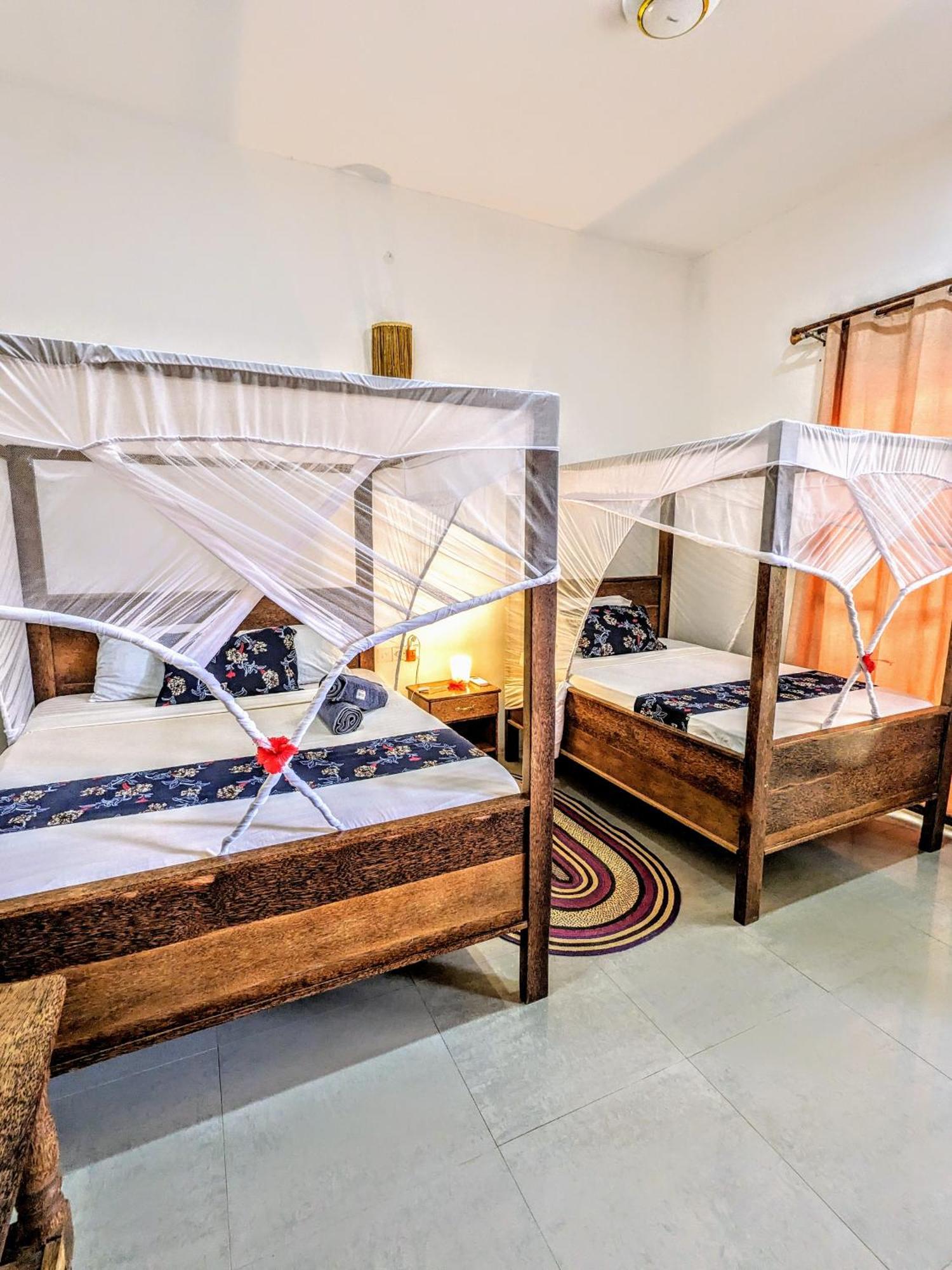 Hotel Mkadi Beach House Nungwi Esterno foto