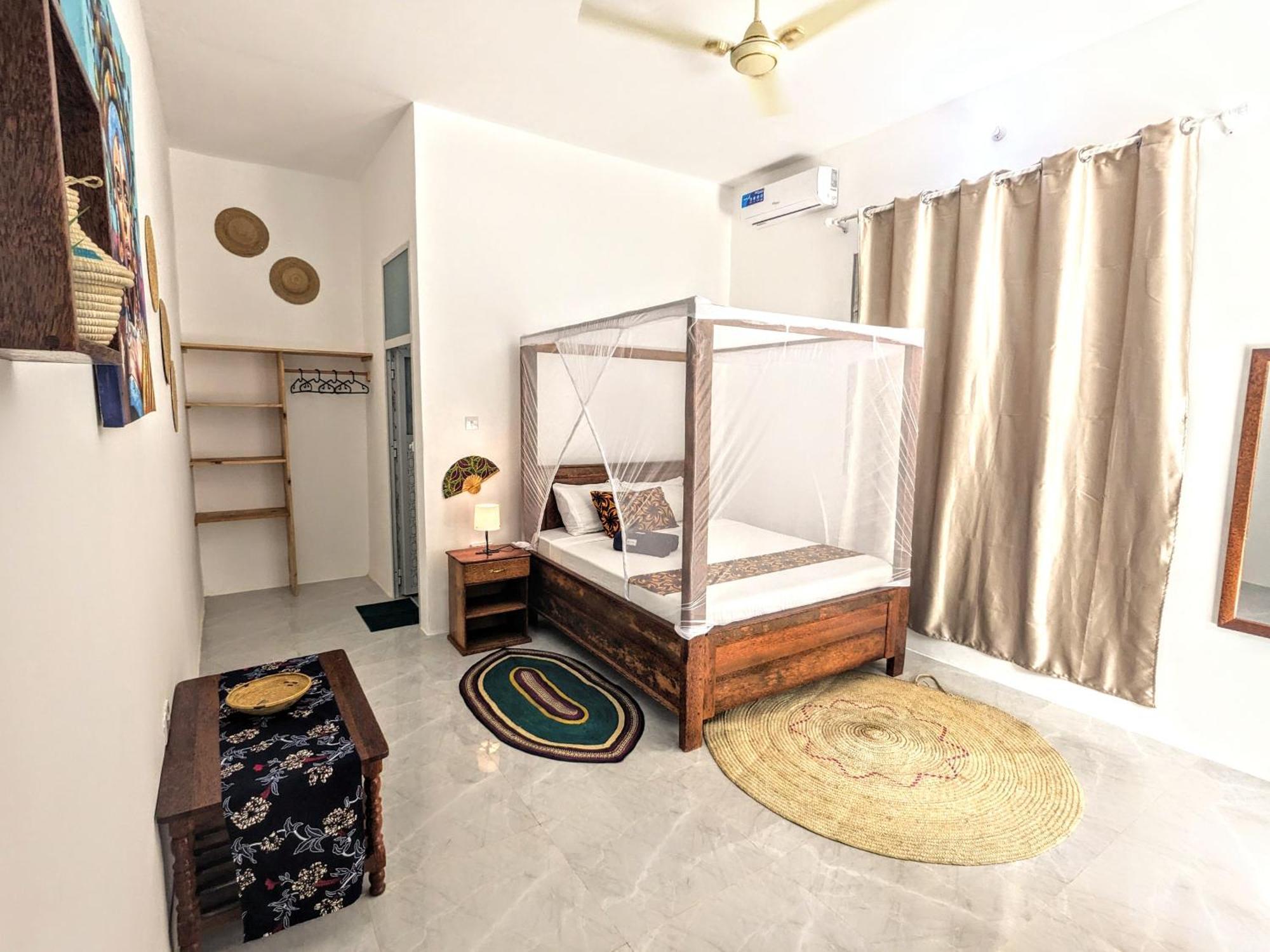 Hotel Mkadi Beach House Nungwi Esterno foto